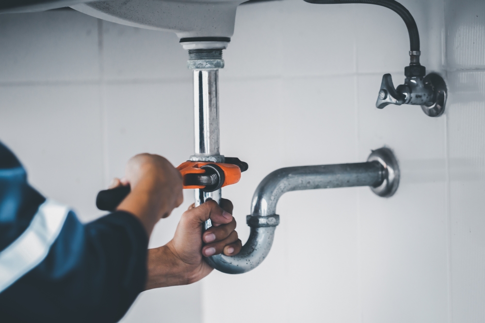 Why are Ford fittings so commonly used