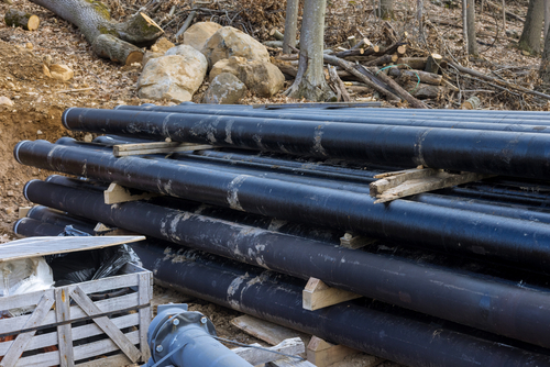 What type o routine maintenance is needed for plastic pipes